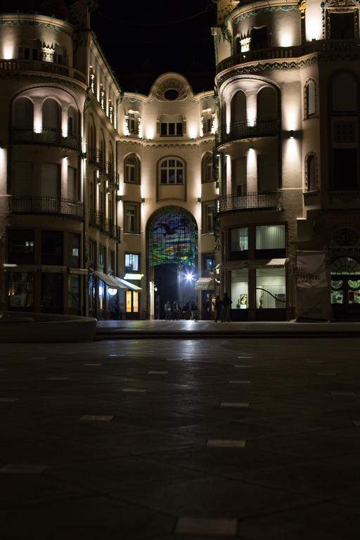 Downtown Studio Nagyvárad Kültér fotó