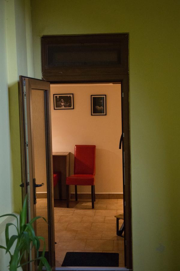Downtown Studio Nagyvárad Kültér fotó